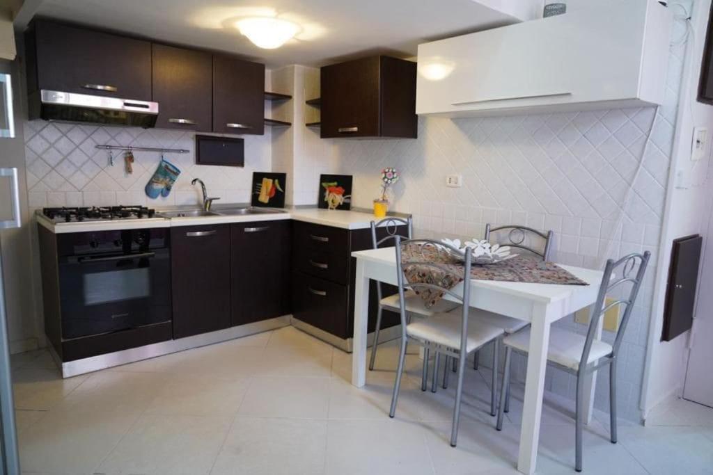 Alvi Palmieri Villa Napoli Exterior foto